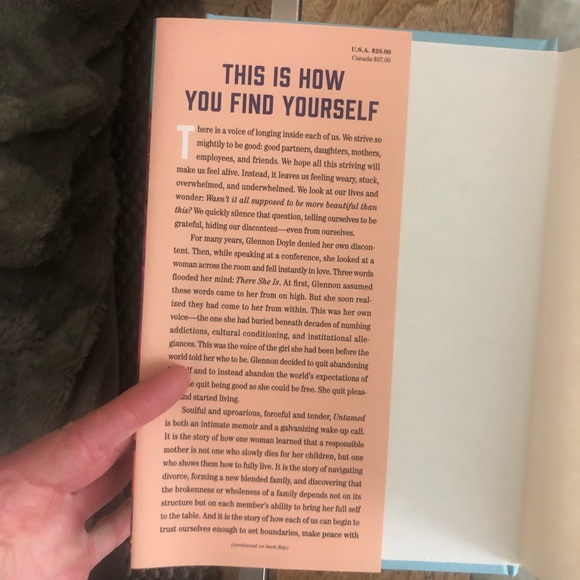 ❤️3/$30 Glennon Doyle - Untamed - Picture 3 of 4